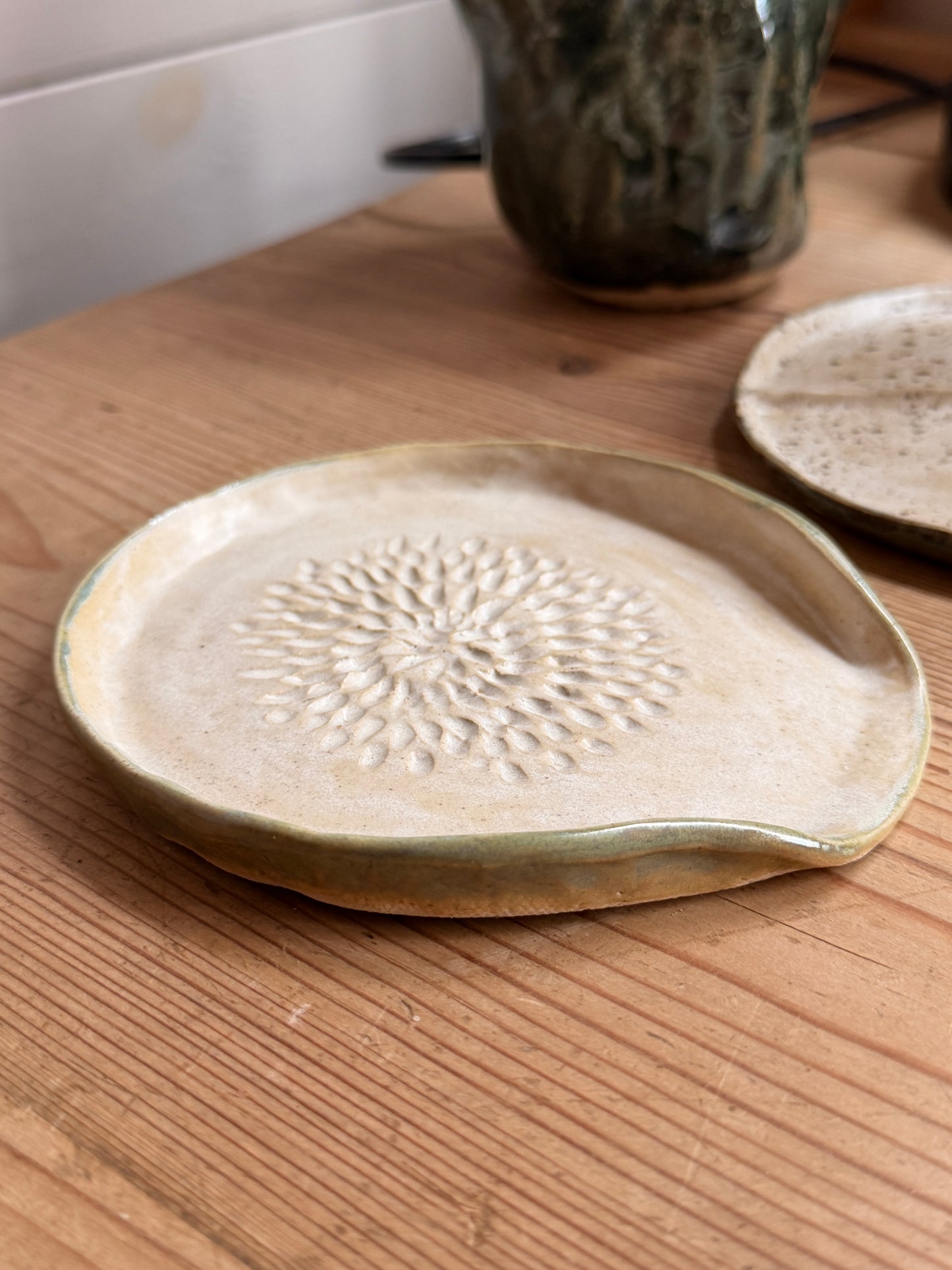 Ceramic Garlic Dish