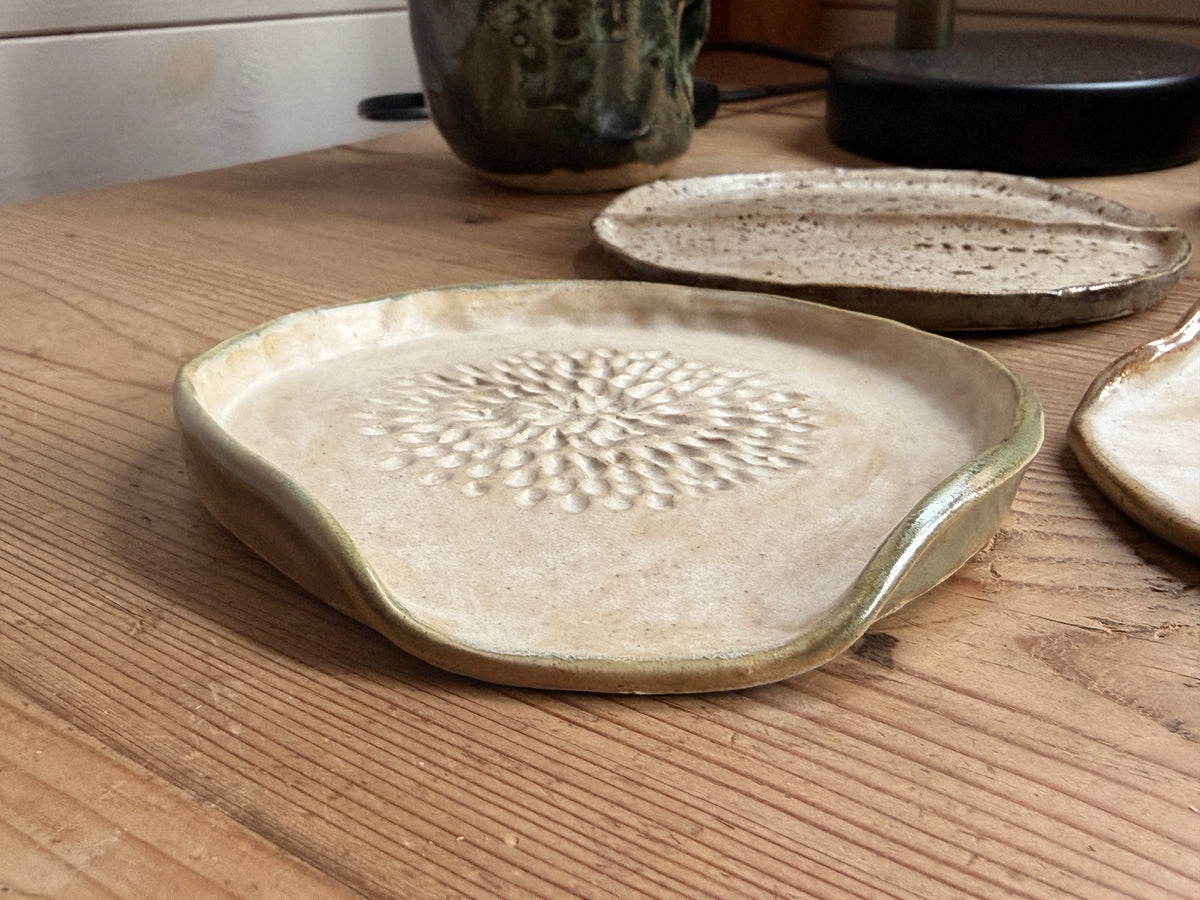 Ceramic Garlic Dish