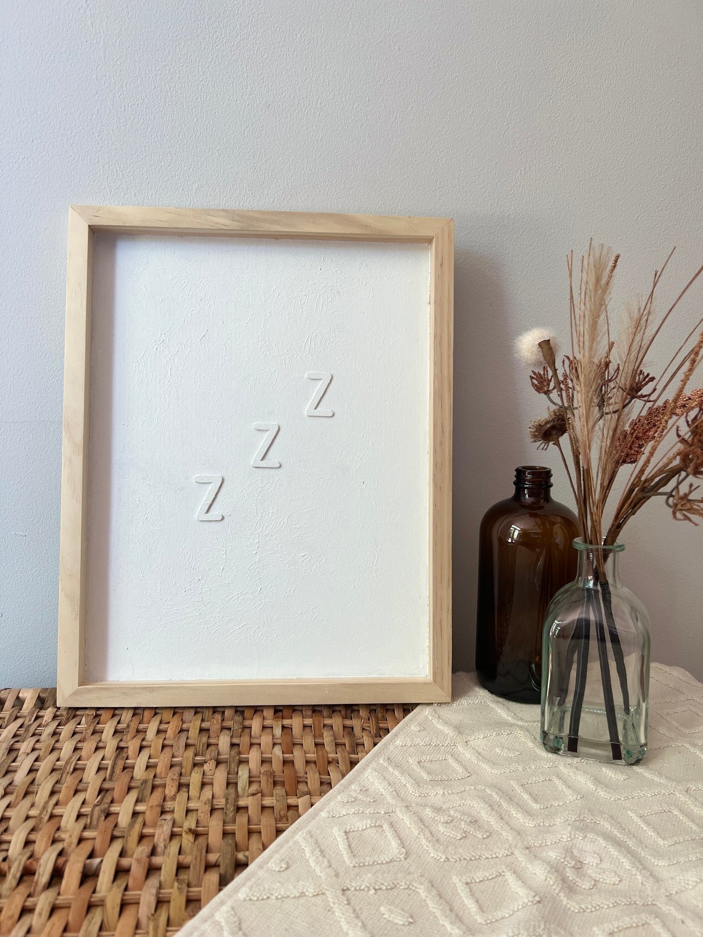 Framed Aesthetic Quotes - Small 'Zzz'